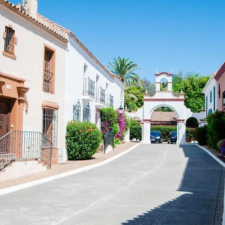 Villas At Pueblo Guadalmina * Marbella