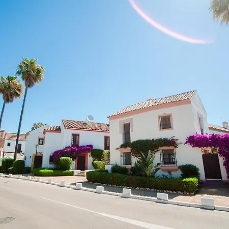 Villas At Pueblo Guadalmina *